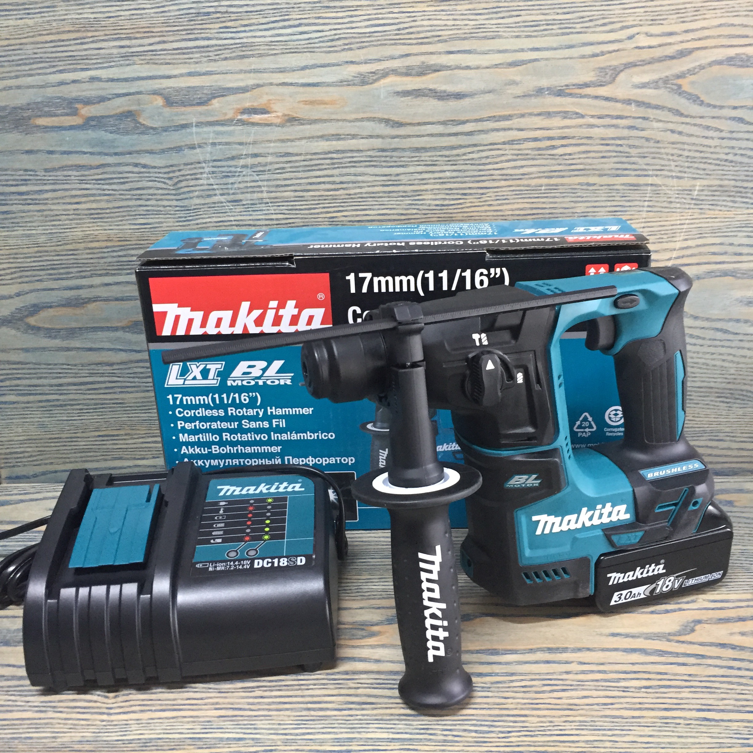 Máy khoan động lực dùng pin 18V không chổi than Makita DHR171