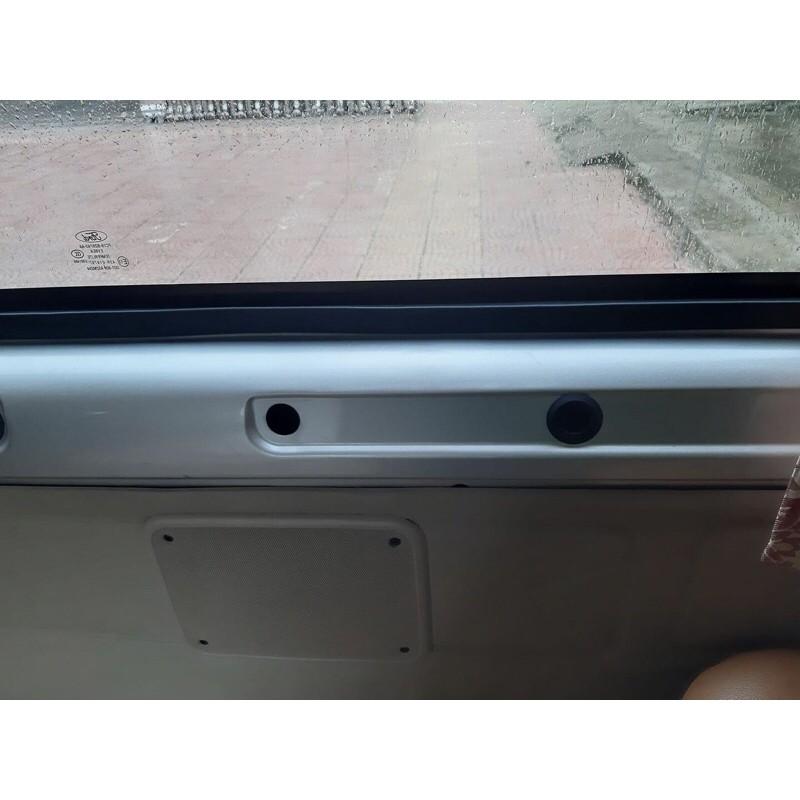 Nẹp Inox sườn trong cửa lùa Ford Transit