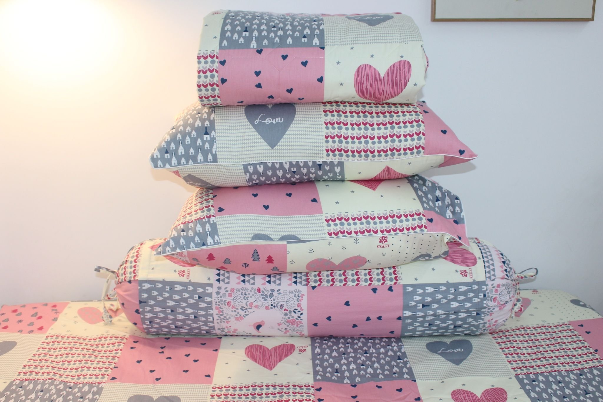 Bộ drap gối KHA LY - 100% cotton thiên nhiên - Ô vuông tim hồng - VN242