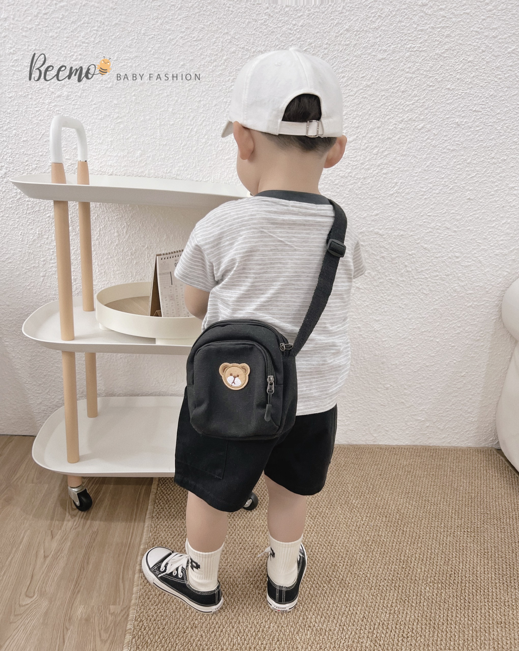 Bộ cộc tay bé trai 1-7 tuổi cổ chữ V phối kẻ ngang, Đồ bộ hè cho bé hàng thiết kế cao cấp kiêu dáng thời trang