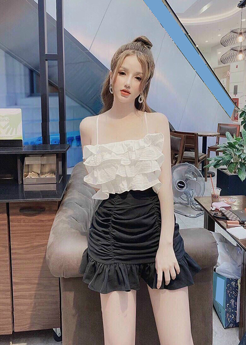Set Áo Croptop Nhún Bèo Kèm Chân Váy Xòe Đuôi Cá Thời Trang