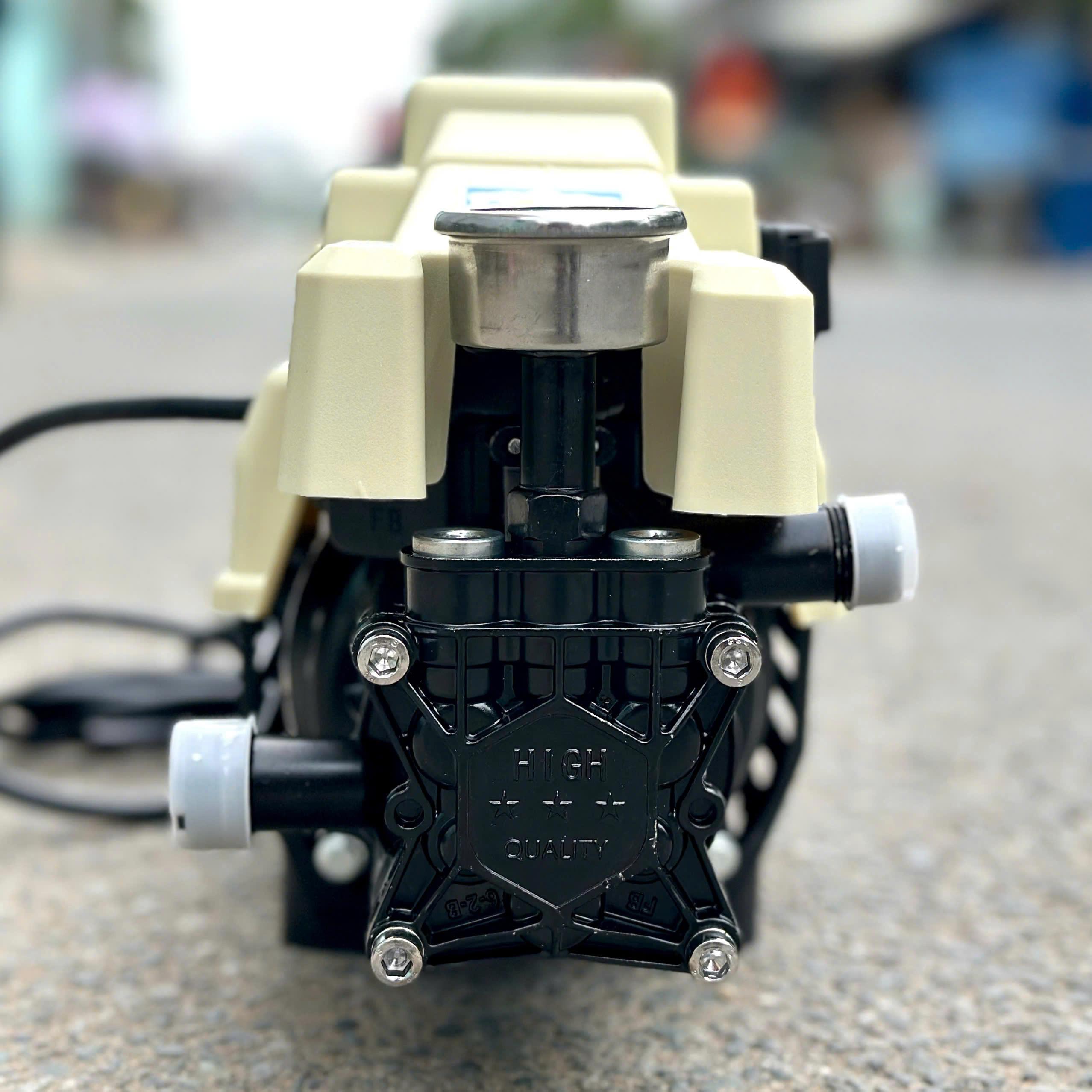 MÁY RỬA XE 2700W 120BAR BT2710 BTEC - HÀNG CHÍNH HÃNG