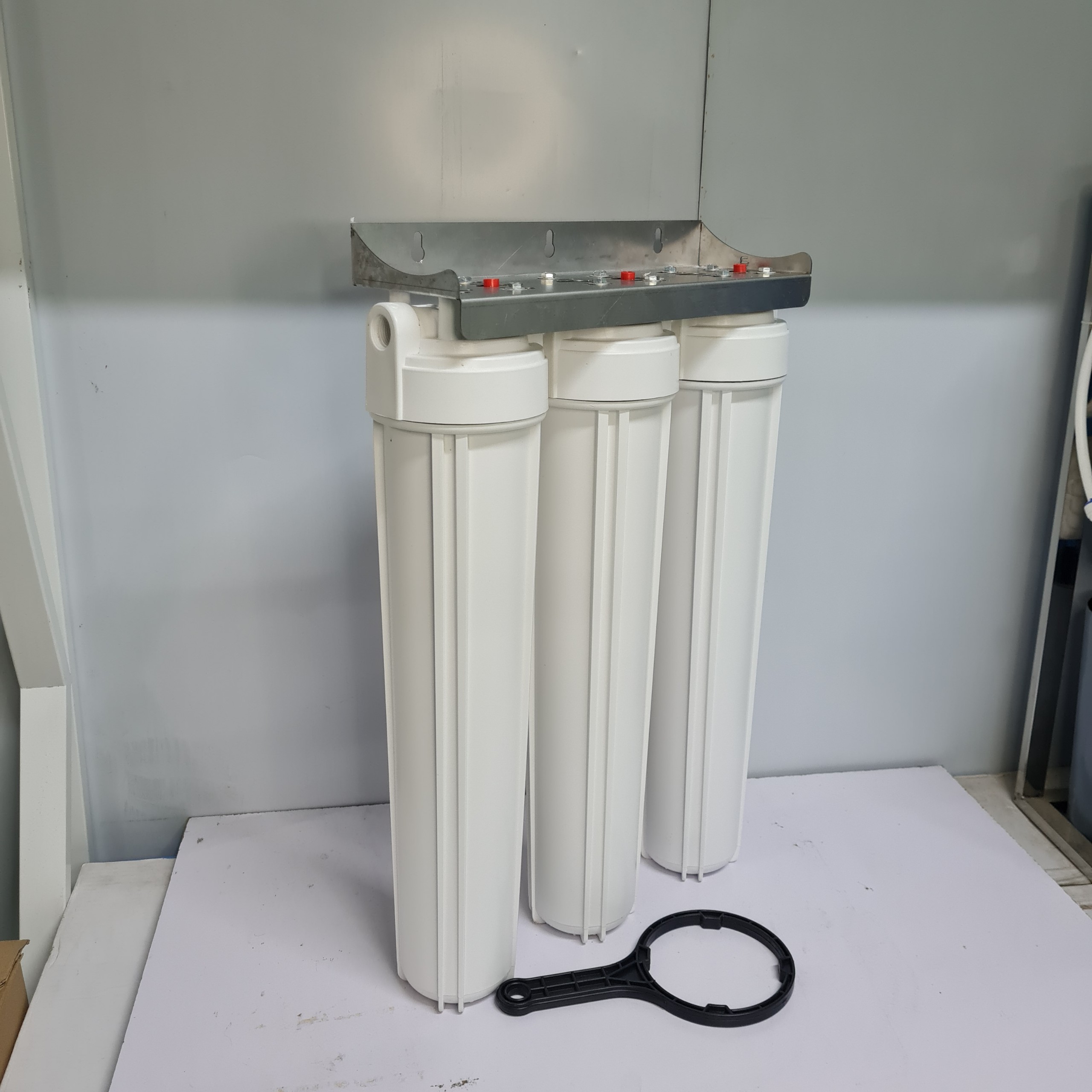 Bộ lọc nước sinh hoạt 3 cốc 20 inch zen 21 treo tường, Bộ lọc thô cho nước máy nước giếng khoan - Hàng chính hãng