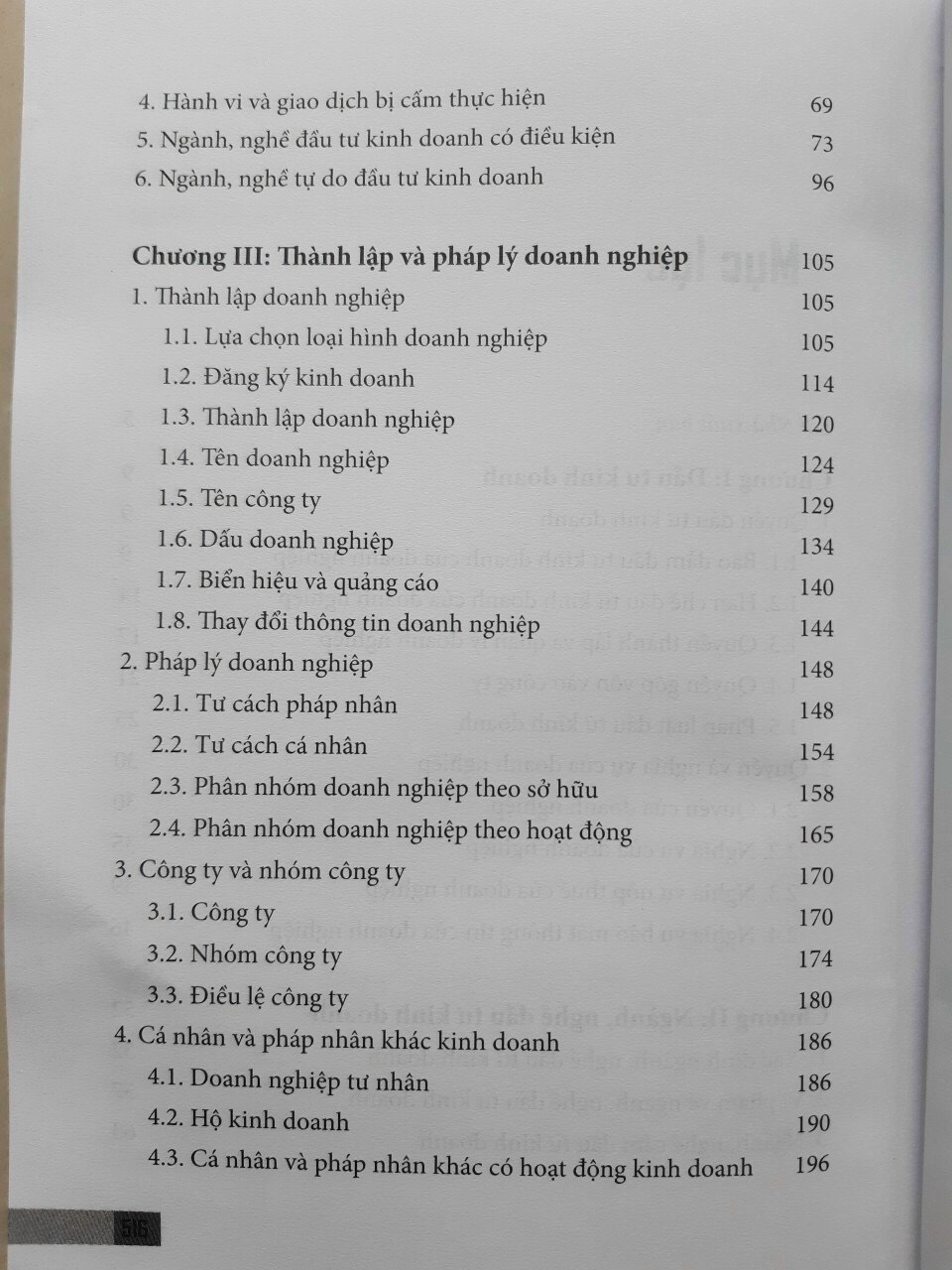 Sách Combo Kinh Doanh Sành Luật Và Cẩm Nang Pháp Luật Ngân Hàng Nhận Diện Những Vấn Đề Pháp Lý (Luật Sư Trương Thanh Đức - Trọng Tài Viên VAIC)