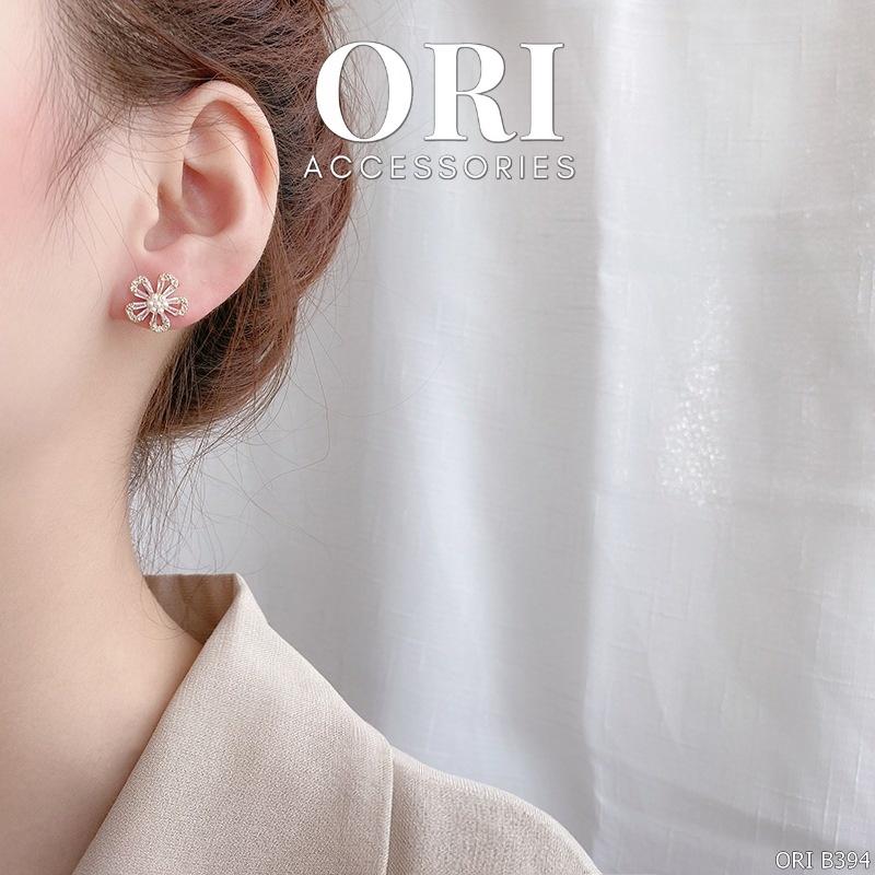 Bông tai nữ bông hoa đính đá Daisy xinh xắn thời trang ORI ACCESSORIES B394
