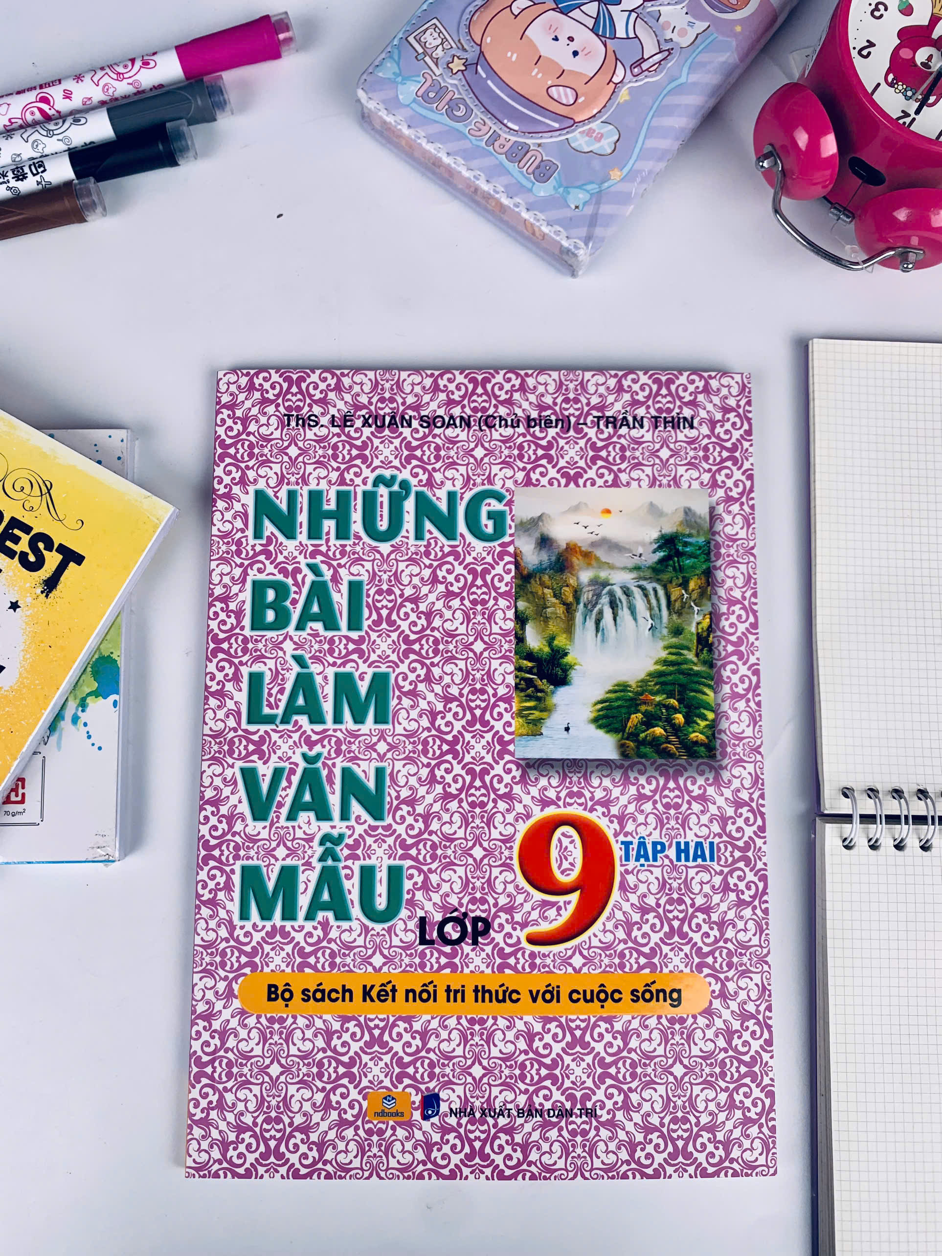 Sách - Những Bài Làm Văn Mẫu Lớp 9 - Kết Nối - ndbooks