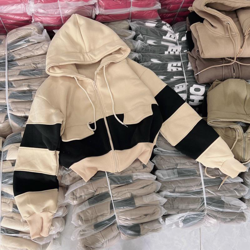 [LZ] Áo khoác Kéo Cao Nỉ Dày Chống Nắng Dáng Lửng Phối Màu Tay Xỏ Ngón 4 Túi Nón To hàng đẹp xitin-A2165 - Cổ Cao Đen Nâu
