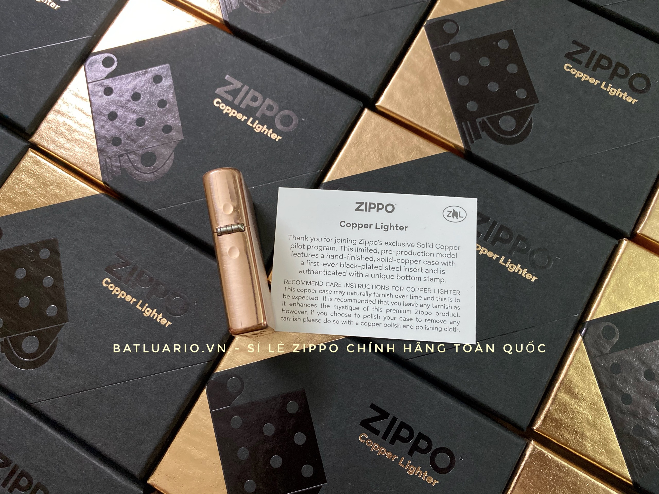 Bật Lửa Zippo 48107 – Zippo Solid Copper – Zippo Copper Case With Black Coated Stainless Steel Insert – Zippo Đồng Đỏ Nguyên Khối 2022