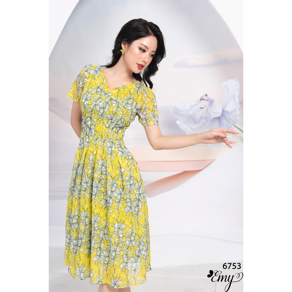 Đầm EMY EM6753 Xoè Cổ V HT Hoa