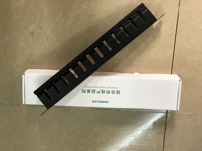 Thanh quản lý cáp mạng ngang UGREEN dùng cho tủ mạng 19''- Hàng chính hãng