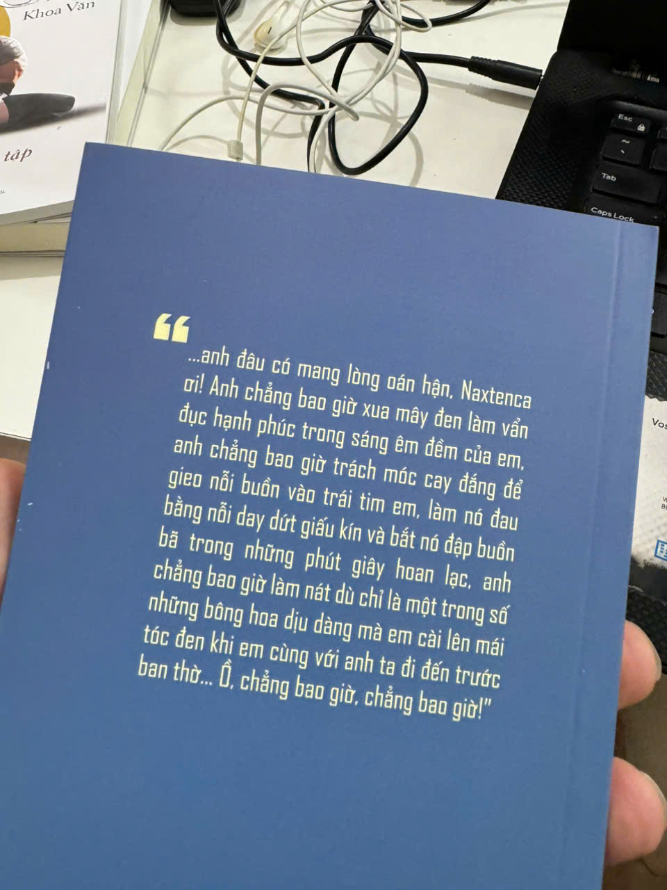 (Tái bản 2024 - Logo "Những bản thảo không cháy") ĐÊM TRẮNG – Fyodor Dostoyevsky – Đoàn Tử Huyến dịch – Đông Tây – Nxb hà Nội