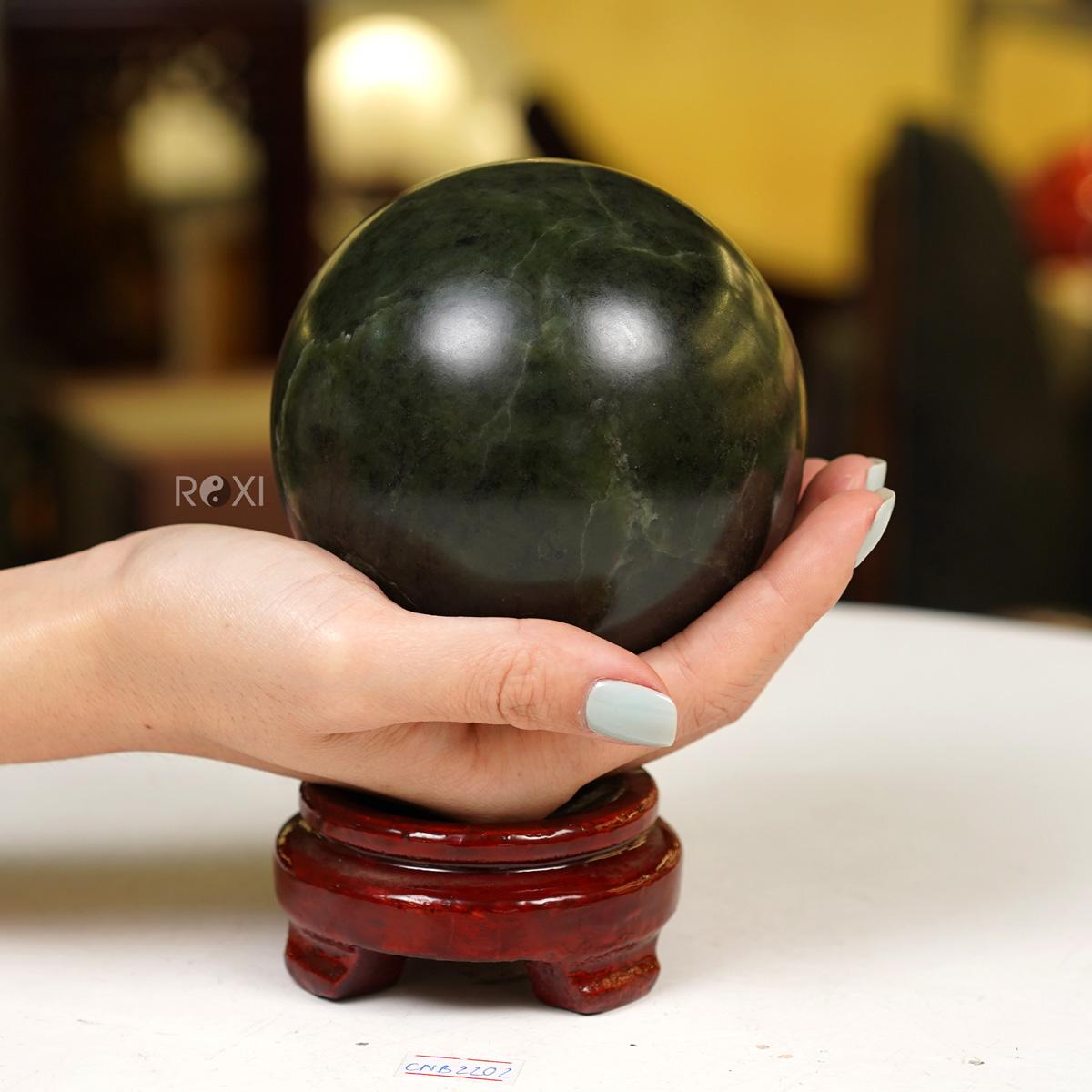 Quả Cầu ngọc bích Nephrite 1,56kg - 10,2cm