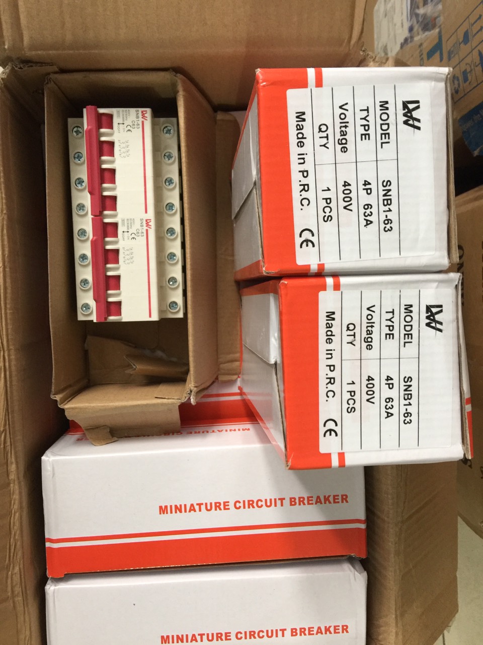 Cb, Aptomat đảo chiều 2 nguồn điện 3 pha 380V/63A