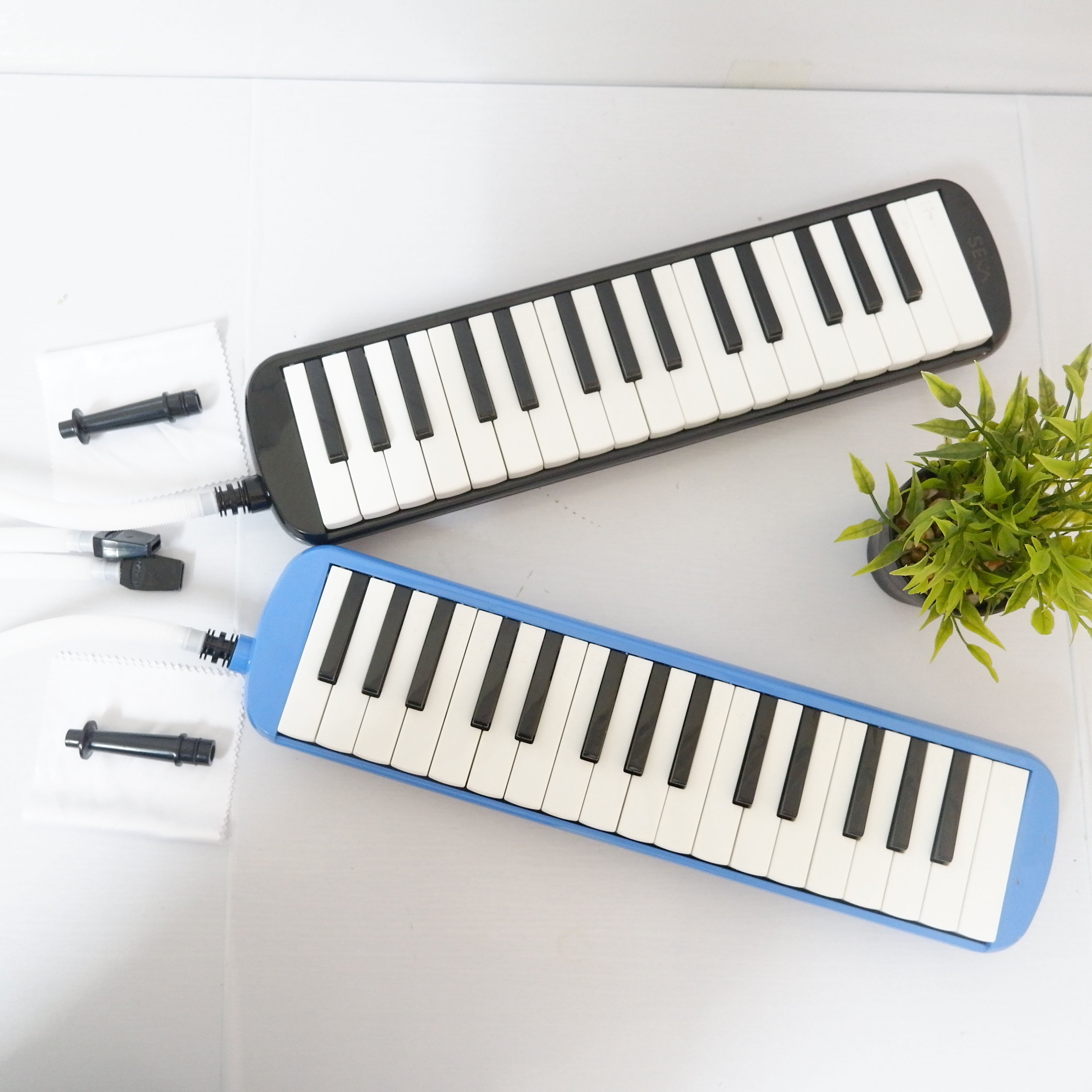 Kèn Melodica 32 Phím Cho Người Lớn Và Trẻ Em Bắt Đầu Tập Chơi - Tặng Kèm Dụng Cụ Vệ Sinh Kèn Ngẫu Nhiên