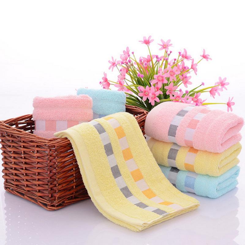 1 Khăn Tắm Cotton 3 Màu Siêu Mềm Mại Thoải Mái Cao Cấp
