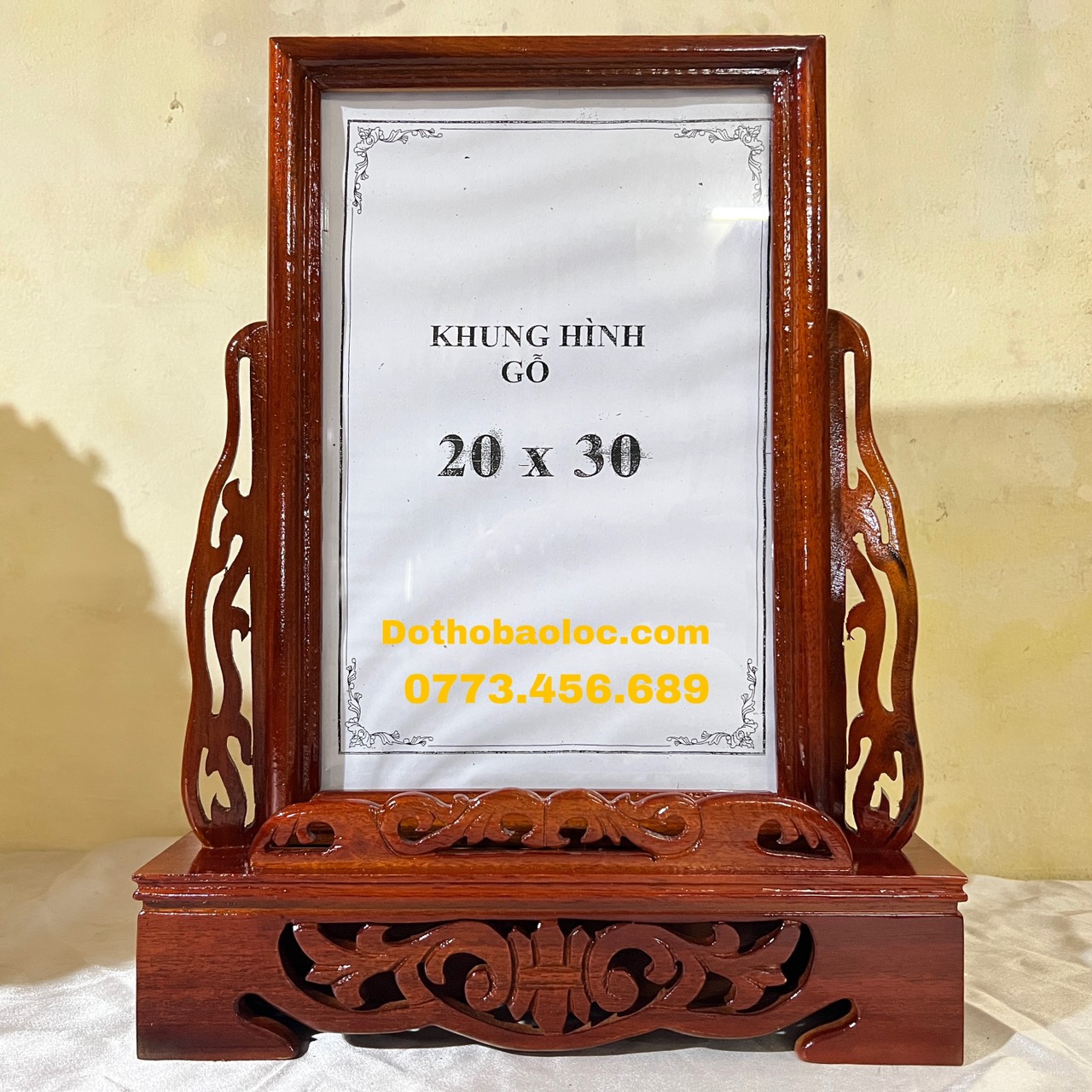 Khung ảnh, khung hình gia tiên gỗ tràm bông vàng 100% để vừa hình 20cmx30cm