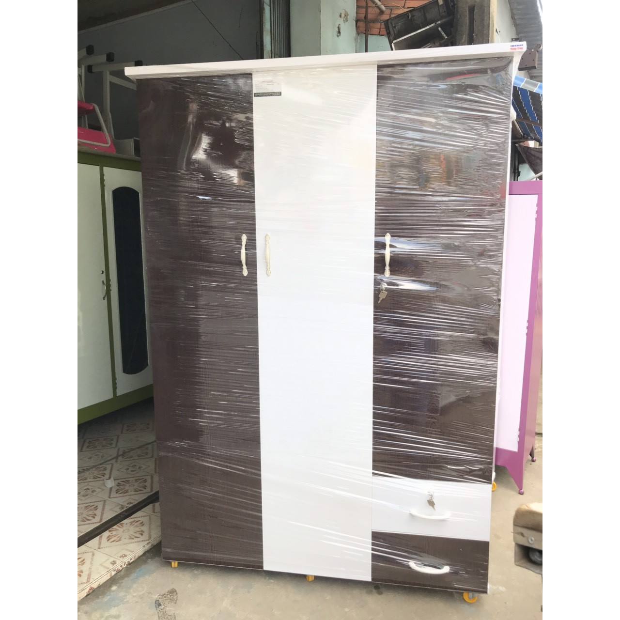 Tủ quần áo bằng nhựa đài loan 1m85 x1m25x48cm