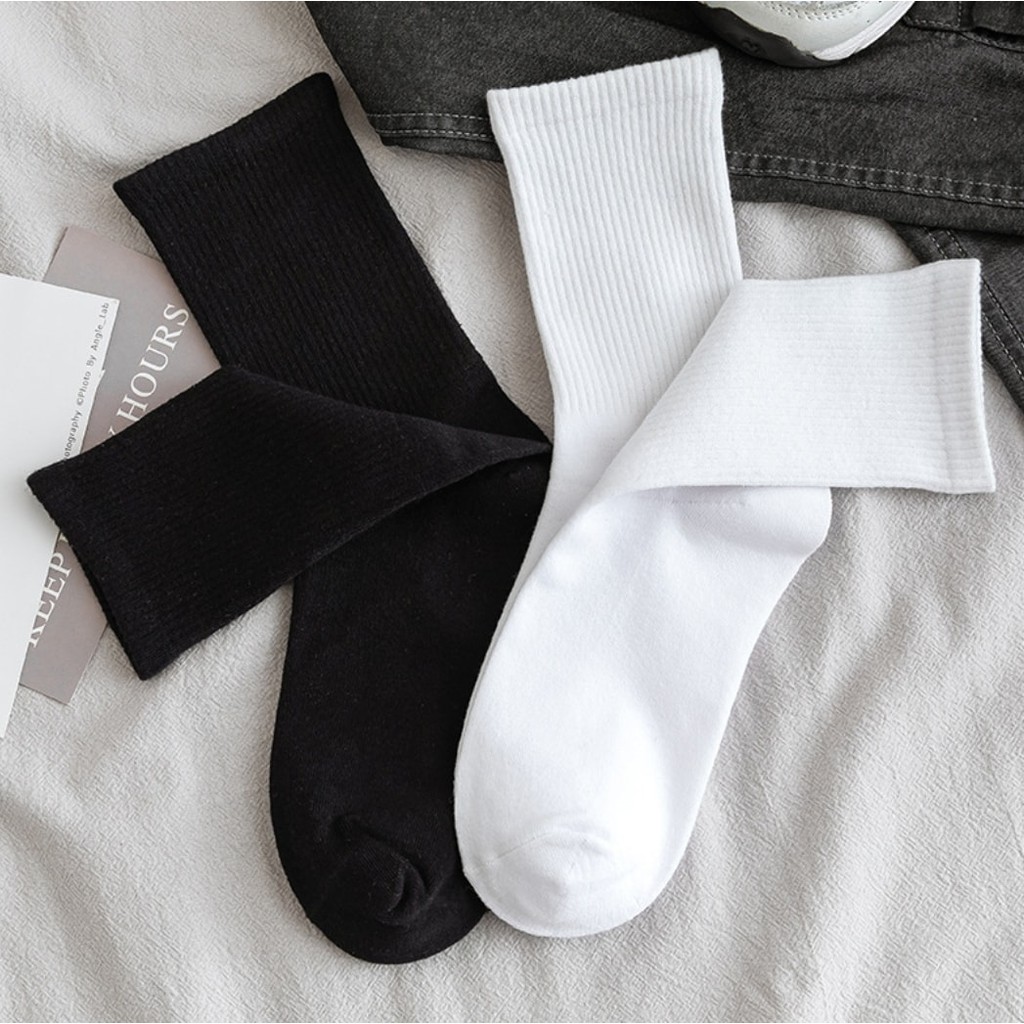 COMBO 04 ĐÔI TẤT TRƠN ĐEN, TRẮNG CAO CỔ NAM NỮ