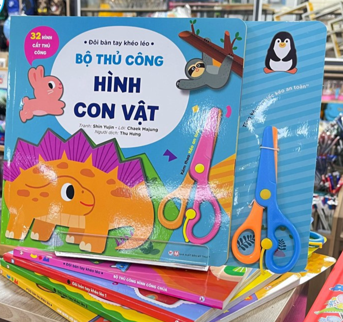 Thủ công  Đôi bàn tay khéo léo  - Bản Quyền