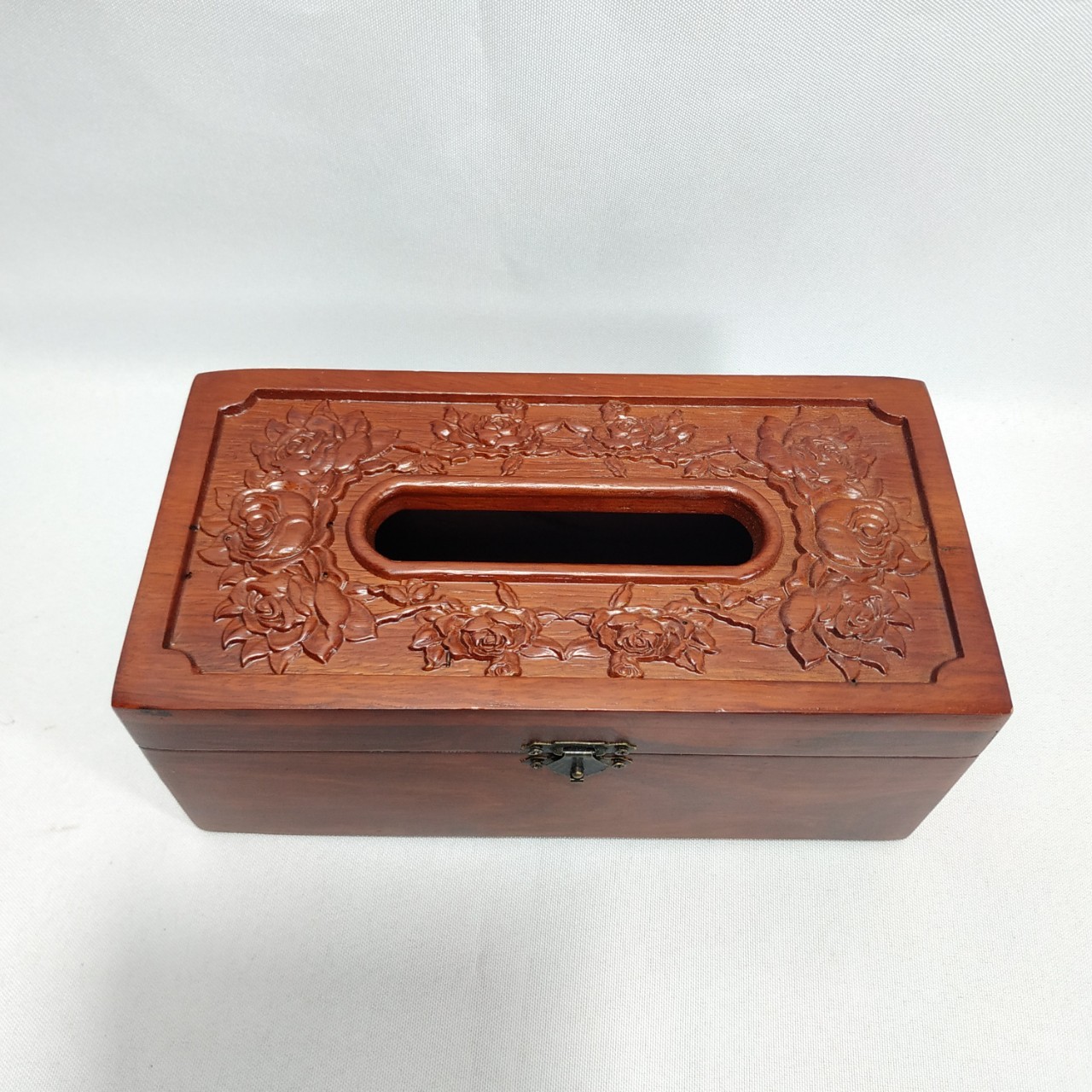 Hộp đựng giấy ăn điêu khắc hoa hồng leo có viền ngoài MS003