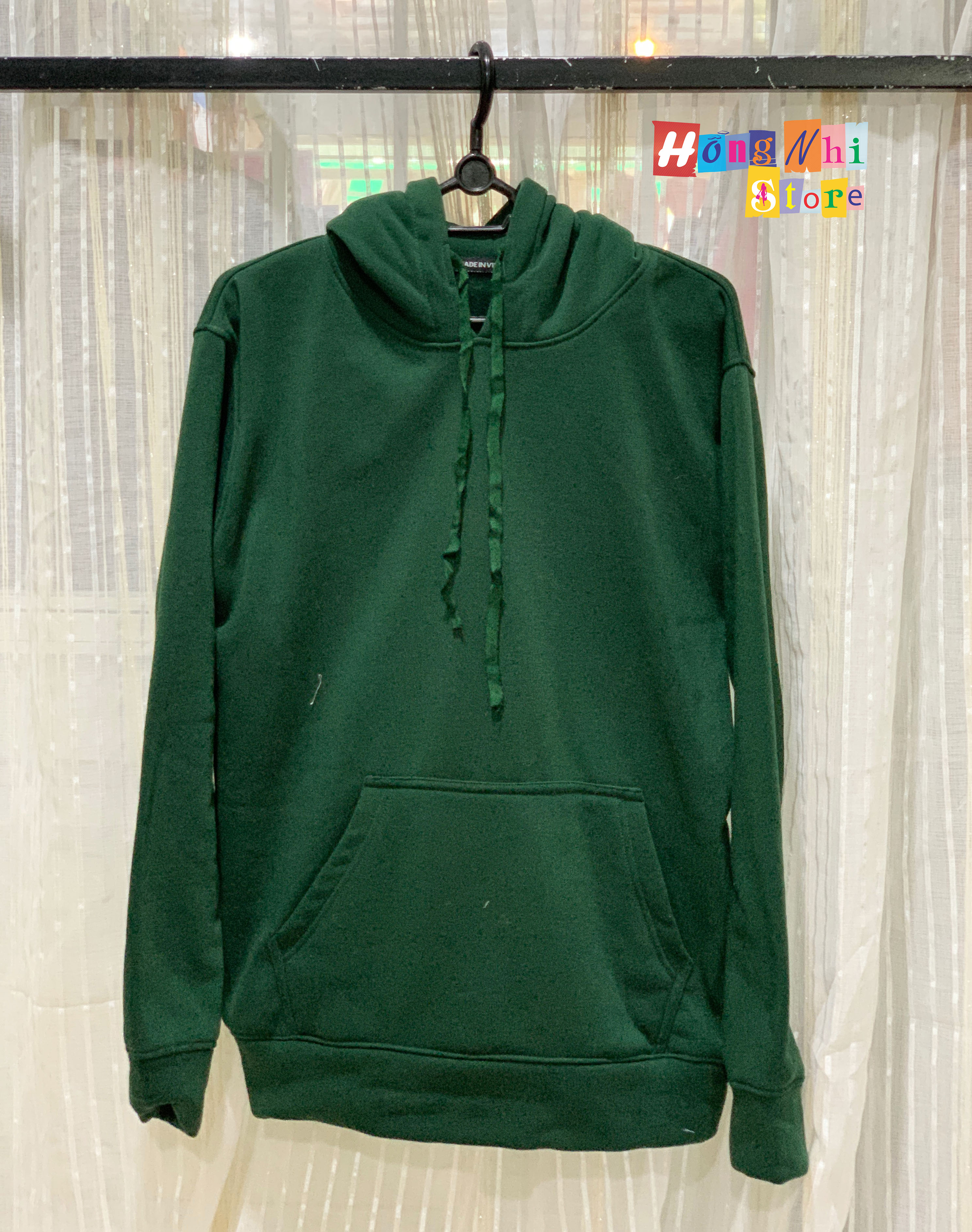 Áo Hoodie Trơn Màu Xanh Lá Cao Cấp Dáng Rộng Unisex Nam Nữ Mặc Được - MM