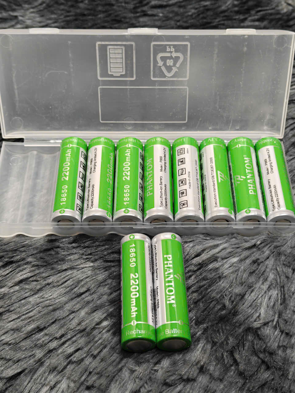 Pin Sạc Lithium 18650 4.2V 2.200Mah Đầu Bằng Màu Xanh Lá (1 Viên)