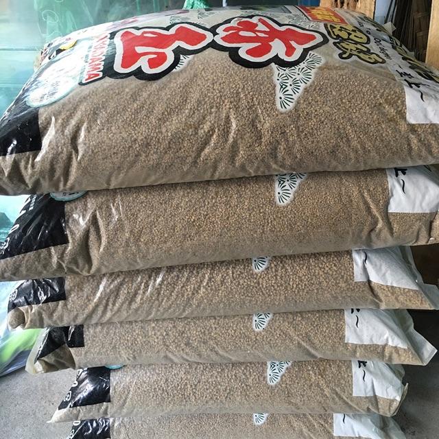 Phân Nền Nhật Akadama Hạt Nhỏ 1Kg Cho Hồ Cá Thủy Sinh