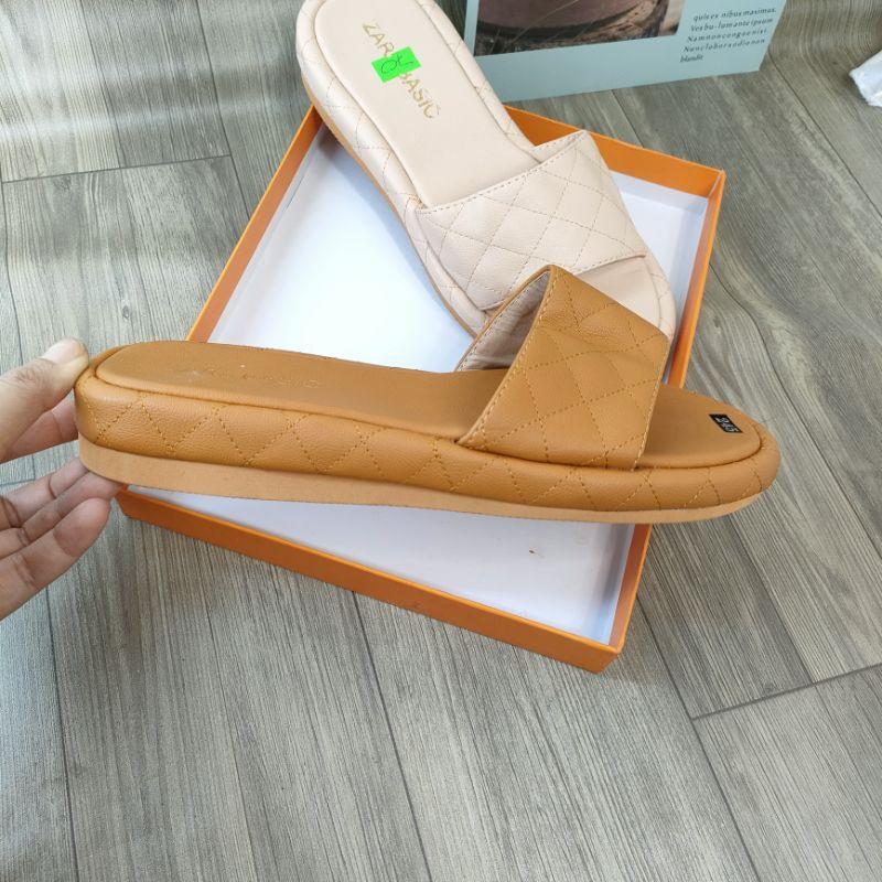 Dép Bánh Mỳ Quai Ngang Chần Ô Siêu Nhẹ