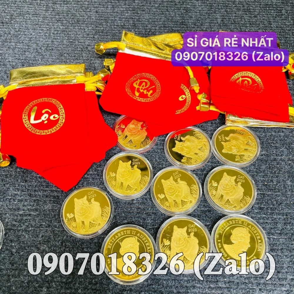 Combo 10 Đồng Tiền Vàng Hình Mèo của Úc - túi LỘC gấm đỏ tặng kèm mỗi xu sang chảnh NELI