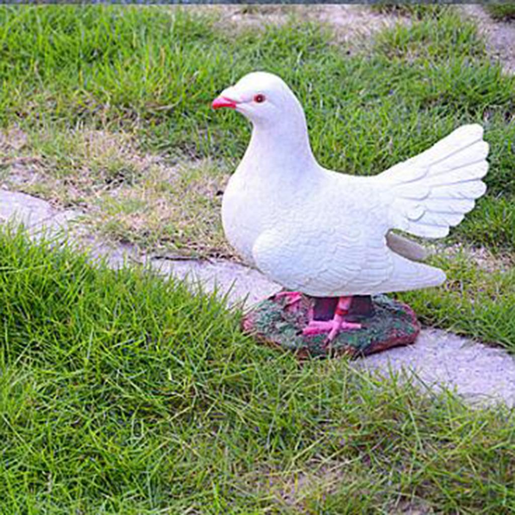 Lifelike Artificial Bird Sculpture Figurine for Patio Garden Decor. Ornament