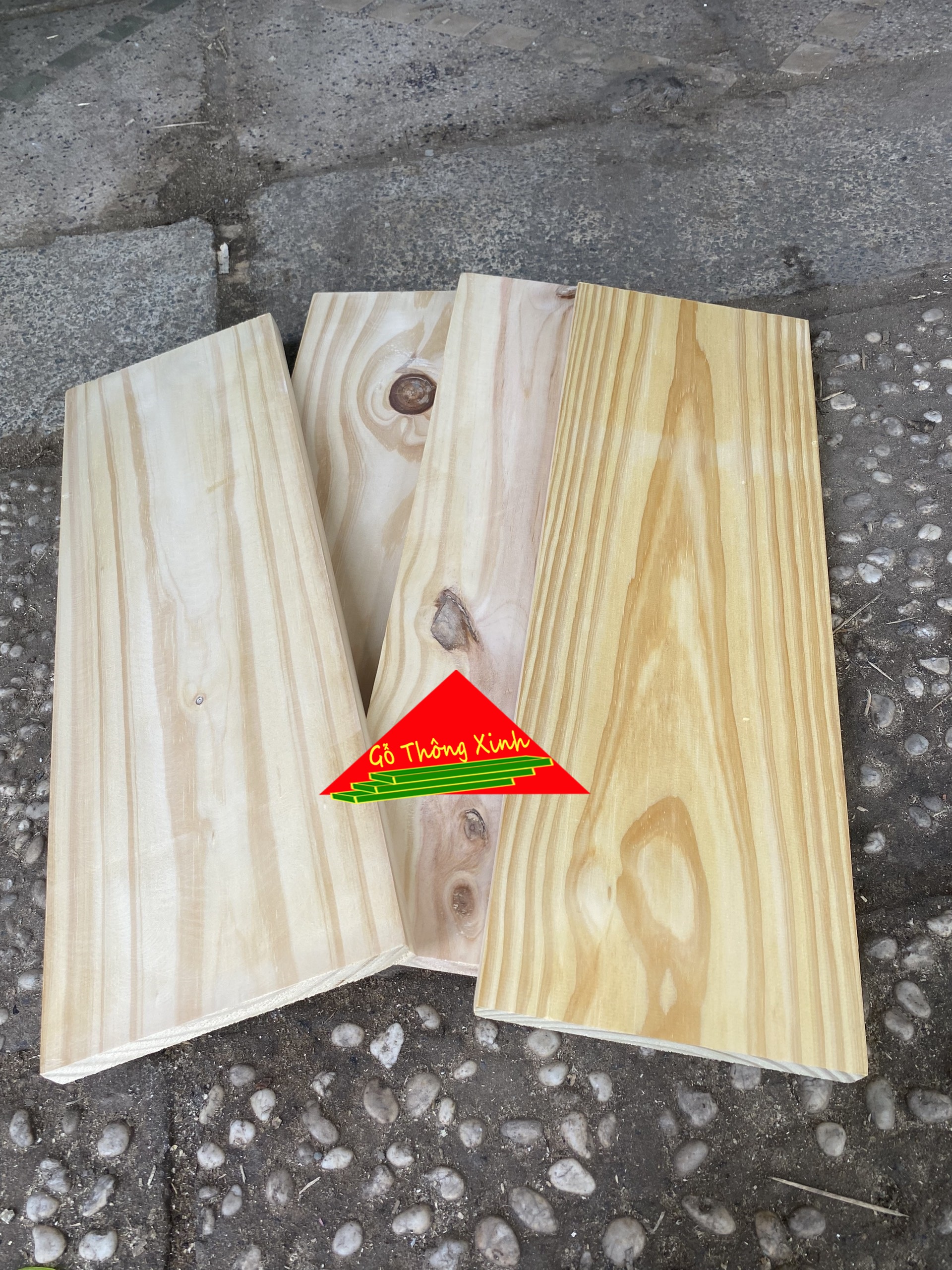 Tấm gỗ thông rộng 20cm, dài 60cm, dày 1cm đã bào láng đẹp 4 mặt thích hợp ốp tường, trang trí,làm loa bluetooth, DIY