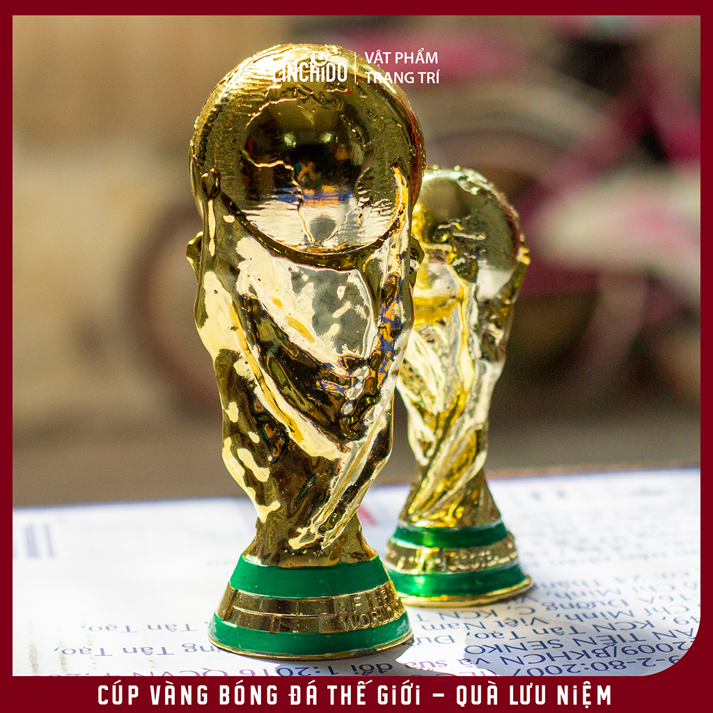 Cúp Vàng Bóng Đá Thế Giới - Quà Lưu Niệm Dành Cho Người Hâm Mộ Bóng Đá - Phiên bản 15 CM