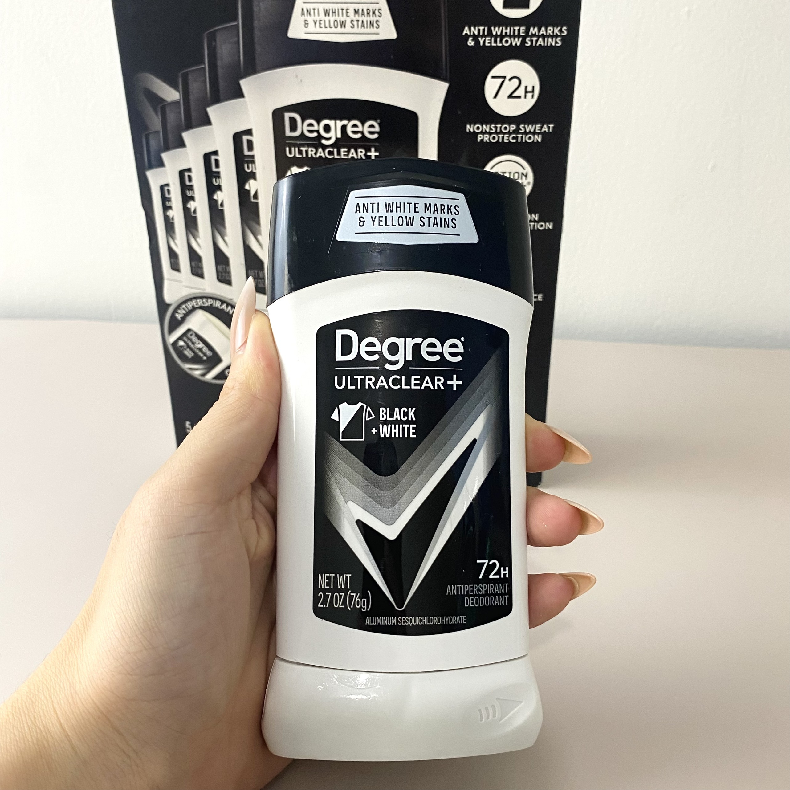 Lăn Khử Mùi Degree Men Black & White Ultraclear 72H Protection Nhập Mỹ