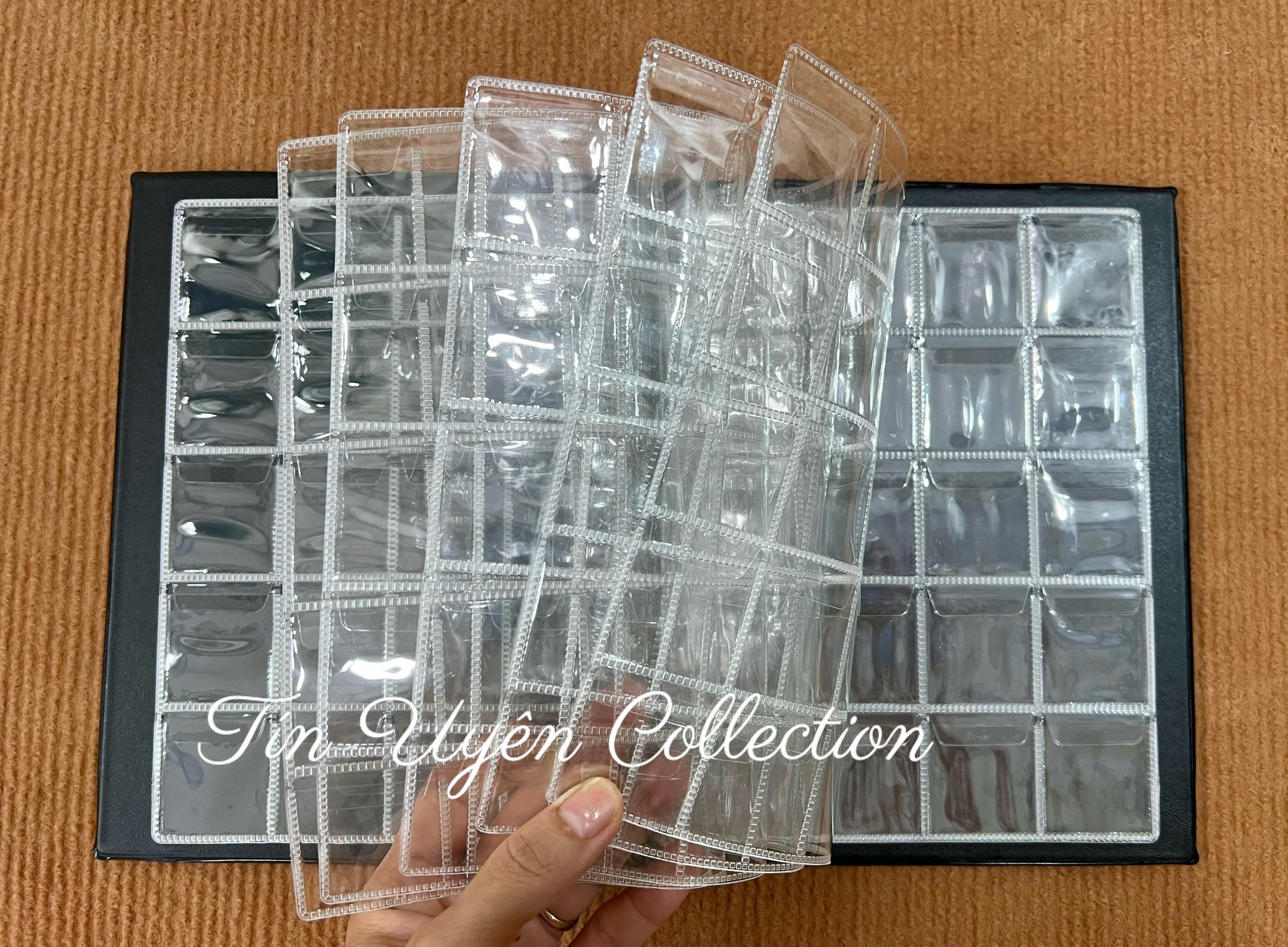 Album Đựng Xu 200 Ô kích thước nhỏ 3.5 x 3.5 cm mỗi ô
