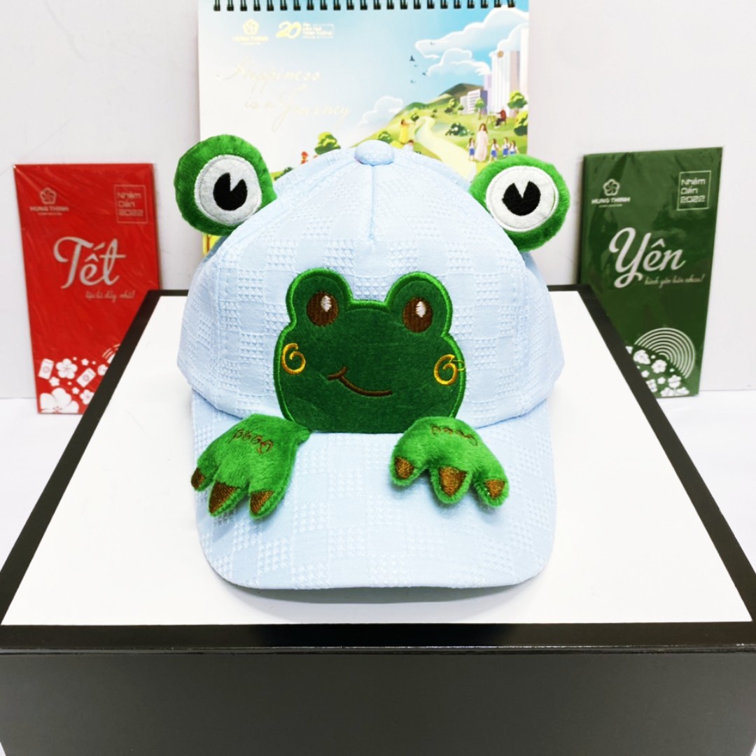 Nón Kết Thêu Hình Con Ếch Cho Bé Từ 3 Tuổi -6 Tuổi .