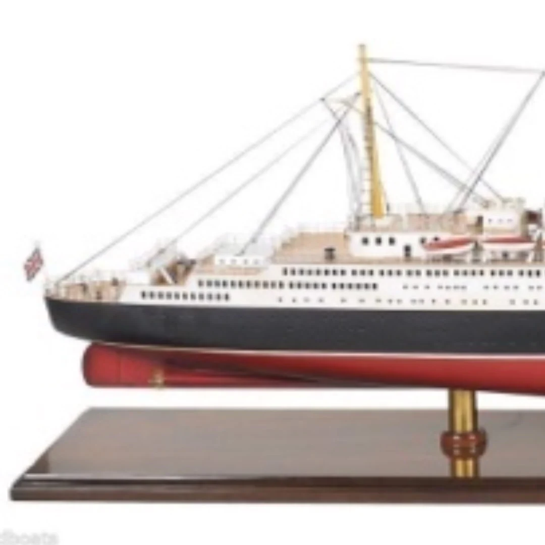 Mô hình Du thuyền QUEEN MARY cao cấp, mô hình gỗ tự nhiên, sang trọng lắp ráp sẵn 1st FURNITURE