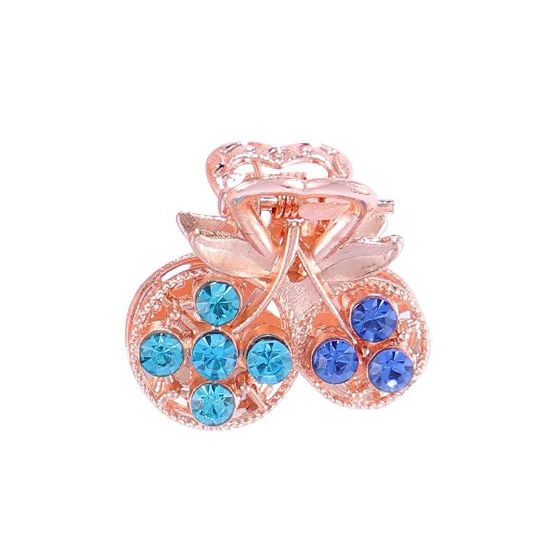 Kẹp ngoạm tóc đánh đá