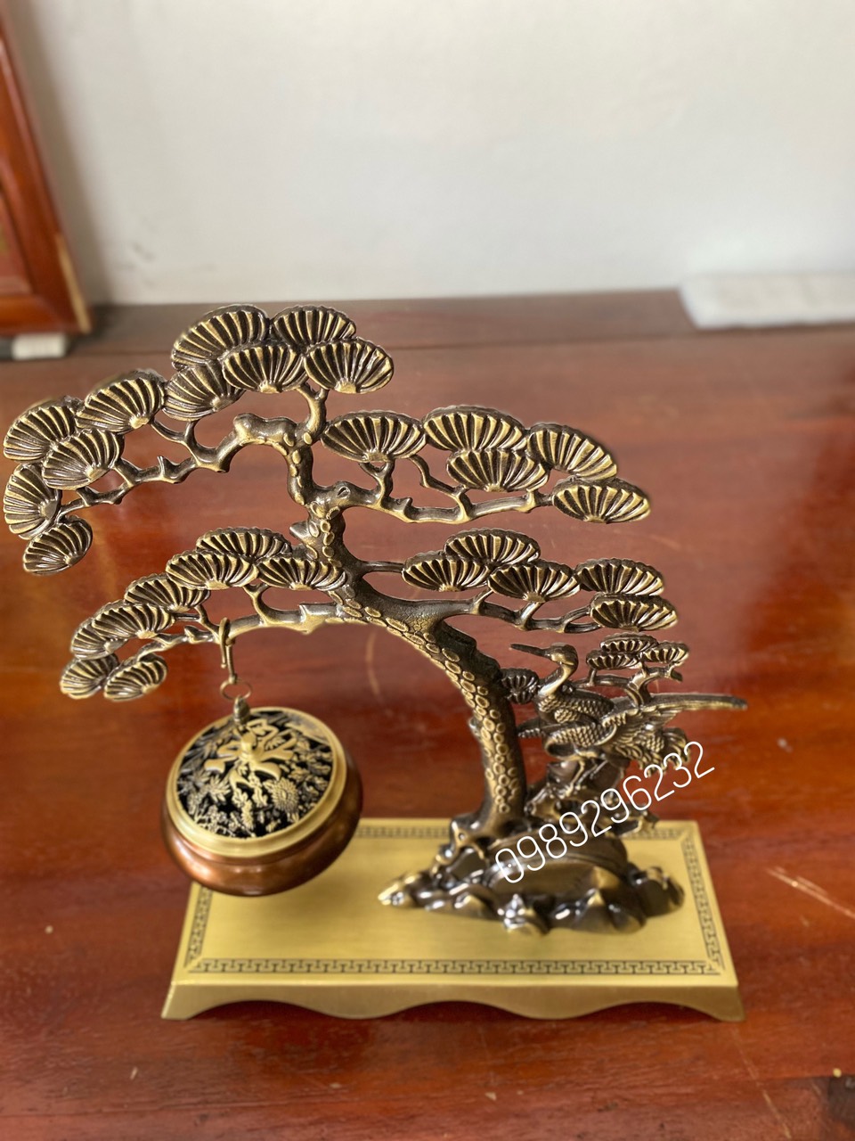Xông trầm treo cây Tùng Hạc bằng đồng - lư xông trầm treo cây tùng hạc