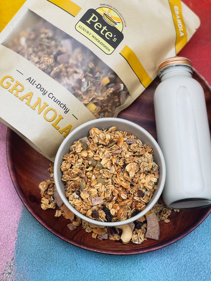 Ngũ cốc nướng giòn Granola 325g Pete's Luxury Wholefoods