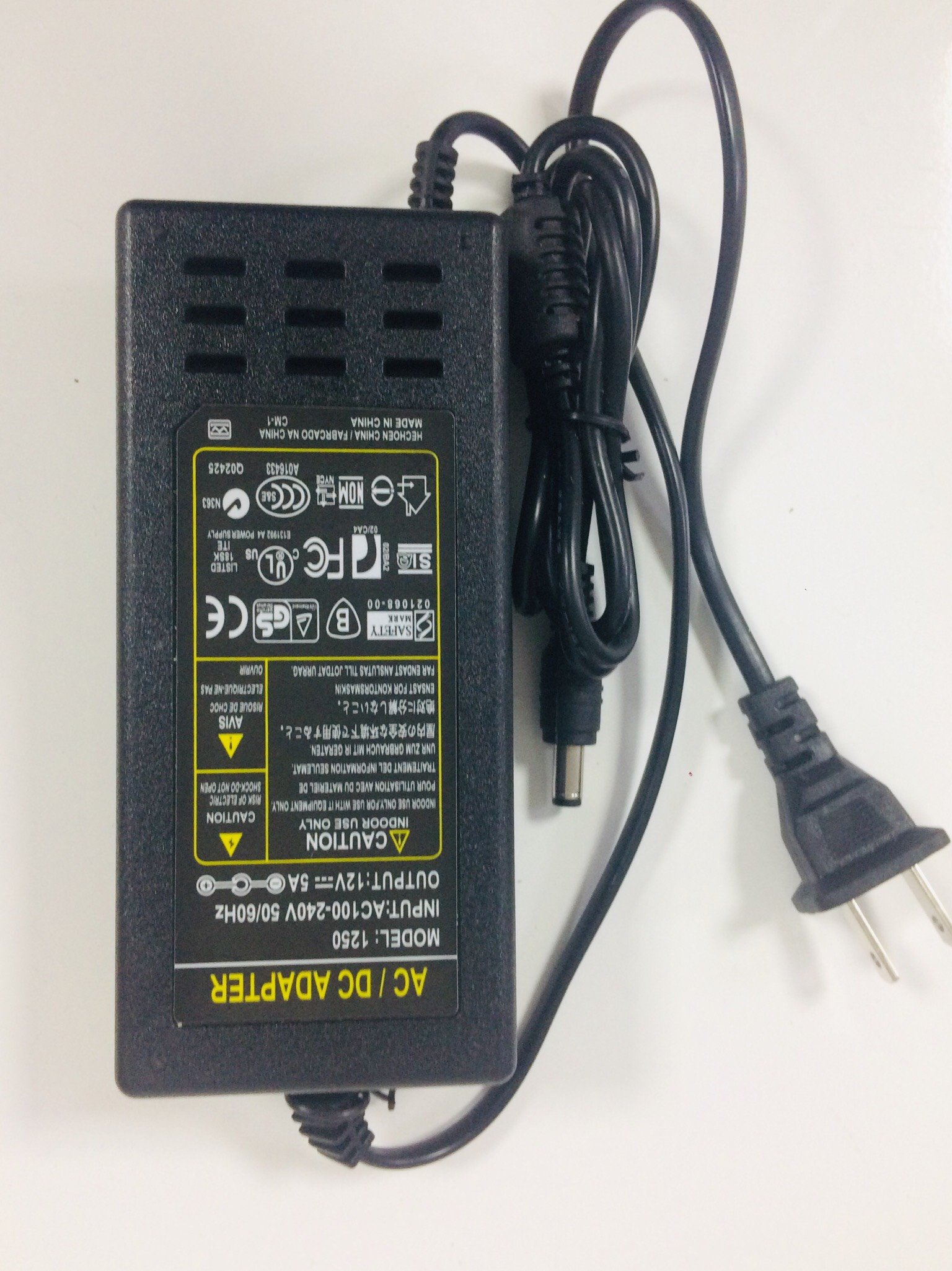 Bộ máy phun sương 15m, làm mát,tưới lan 12V 10 béc có điều chỉnh lượng nước