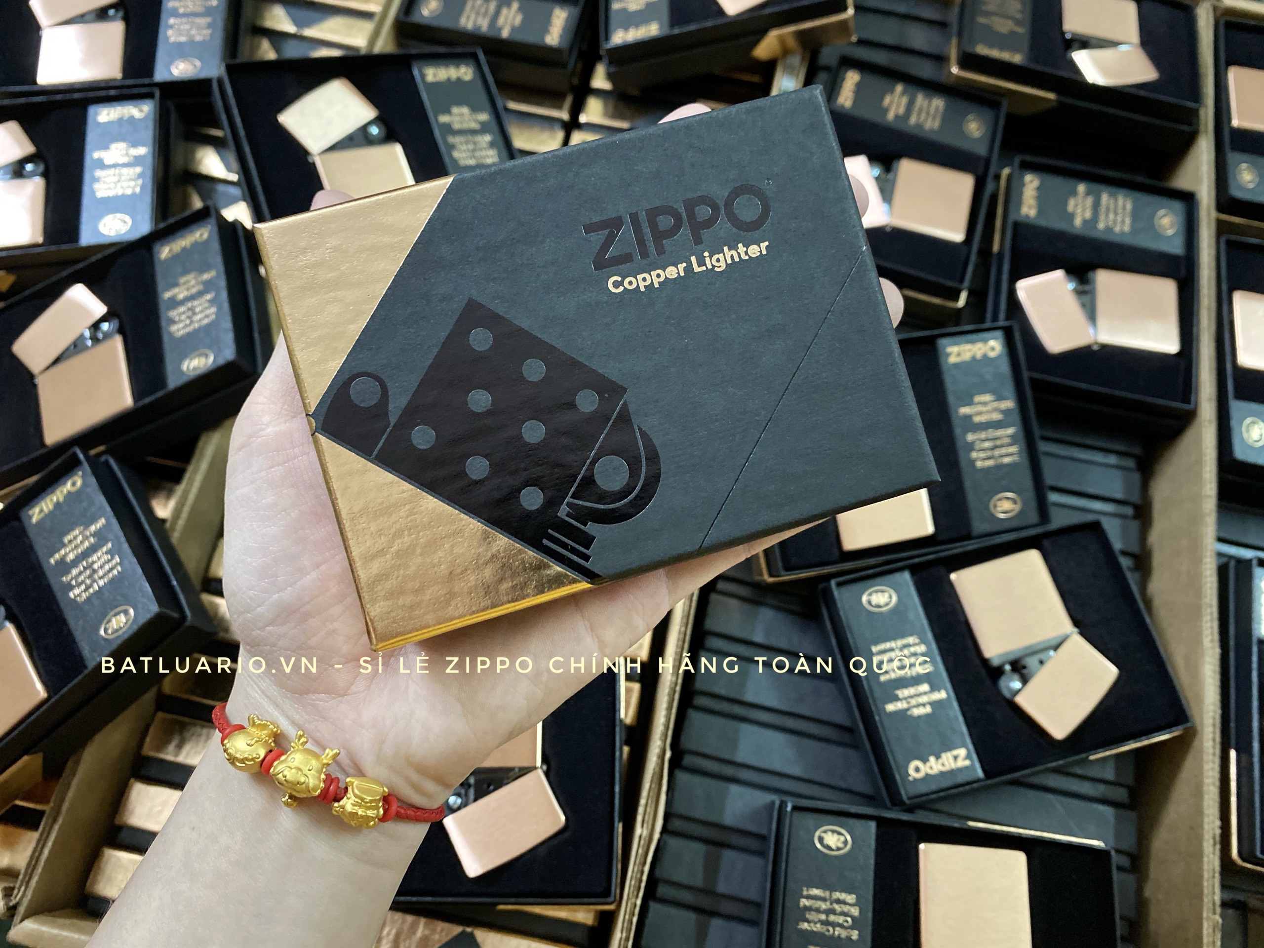 Bật Lửa Zippo 48107 – Zippo Solid Copper – Zippo Copper Case With Black Coated Stainless Steel Insert – Zippo Đồng Đỏ Nguyên Khối 2022