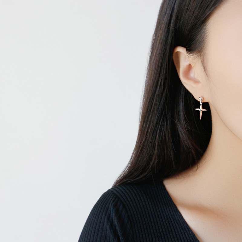 Đôi bông tai Titan thiết kế thủ công siêu xinh