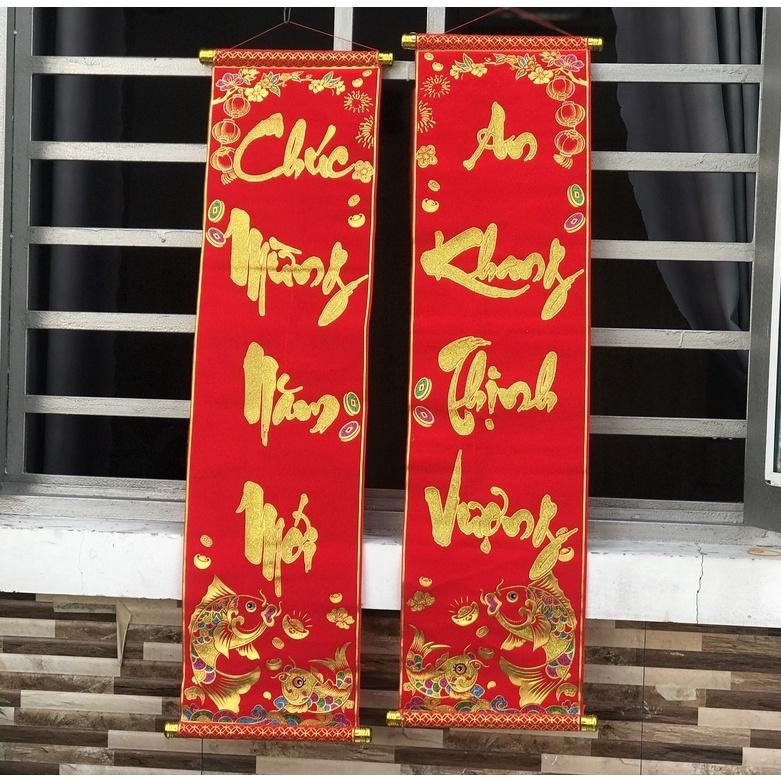 1 đôi câu đối đỏ, liễng trang trí tết in chữ Việt Nam làm từ vải nhung đẹp