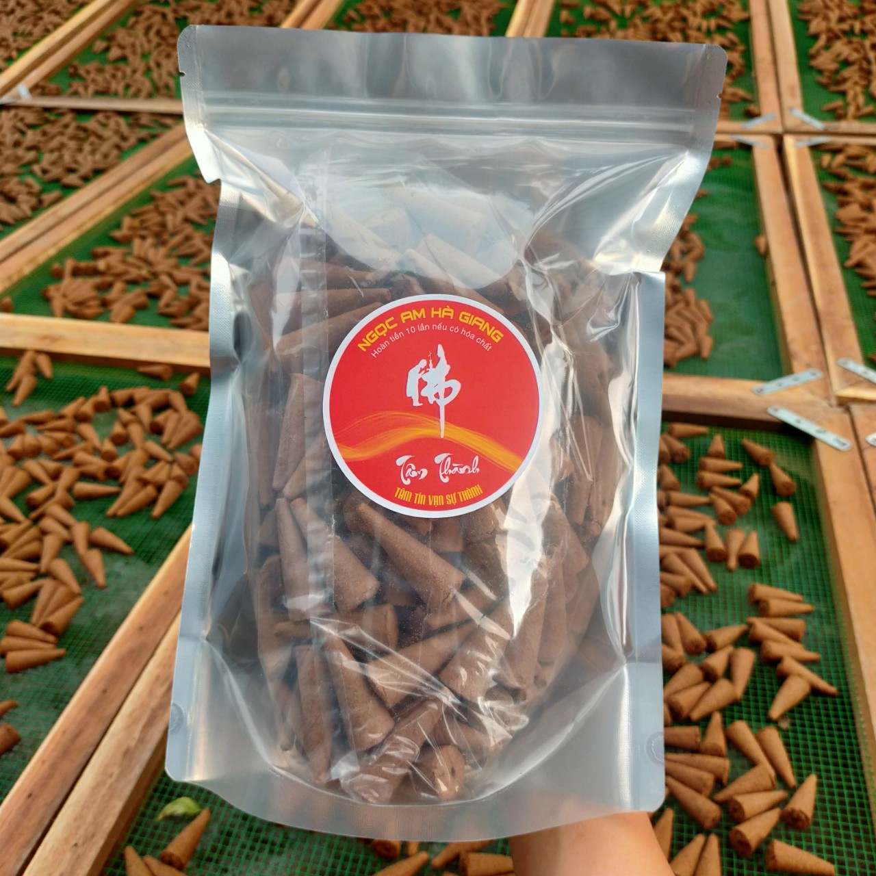 Nụ Hương Bách_Xanh_Nụ Ngọc_Am_Đậm Tinh Dầu_Cực Thơm, Khói Ngược_Cam Kết 100% Không Hóa Chất_Nụ Gỗ Bách_Xanh
