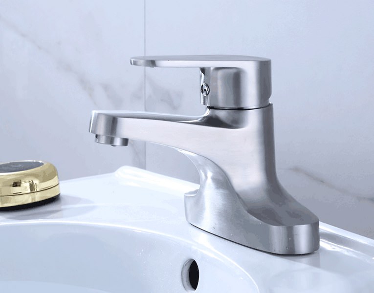 Vòi Lavabo nóng lạnh 2 chân dẹt SUS304 + 2 dây cấp nước