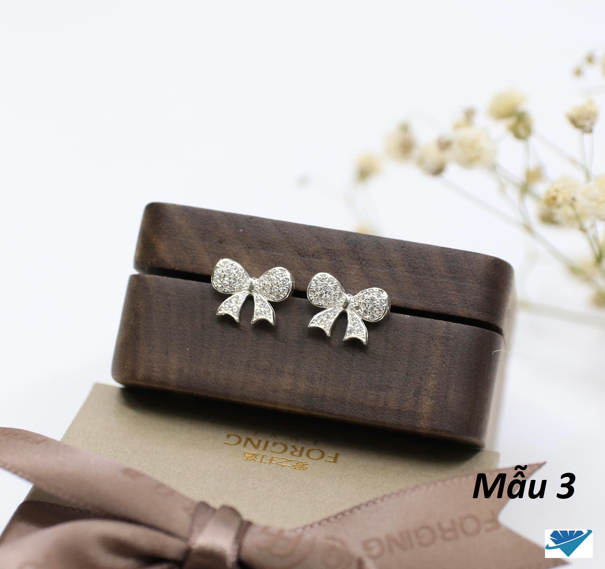 Bông tai khuyên nụ chất liệu bạc ta hình nơ MS62d
