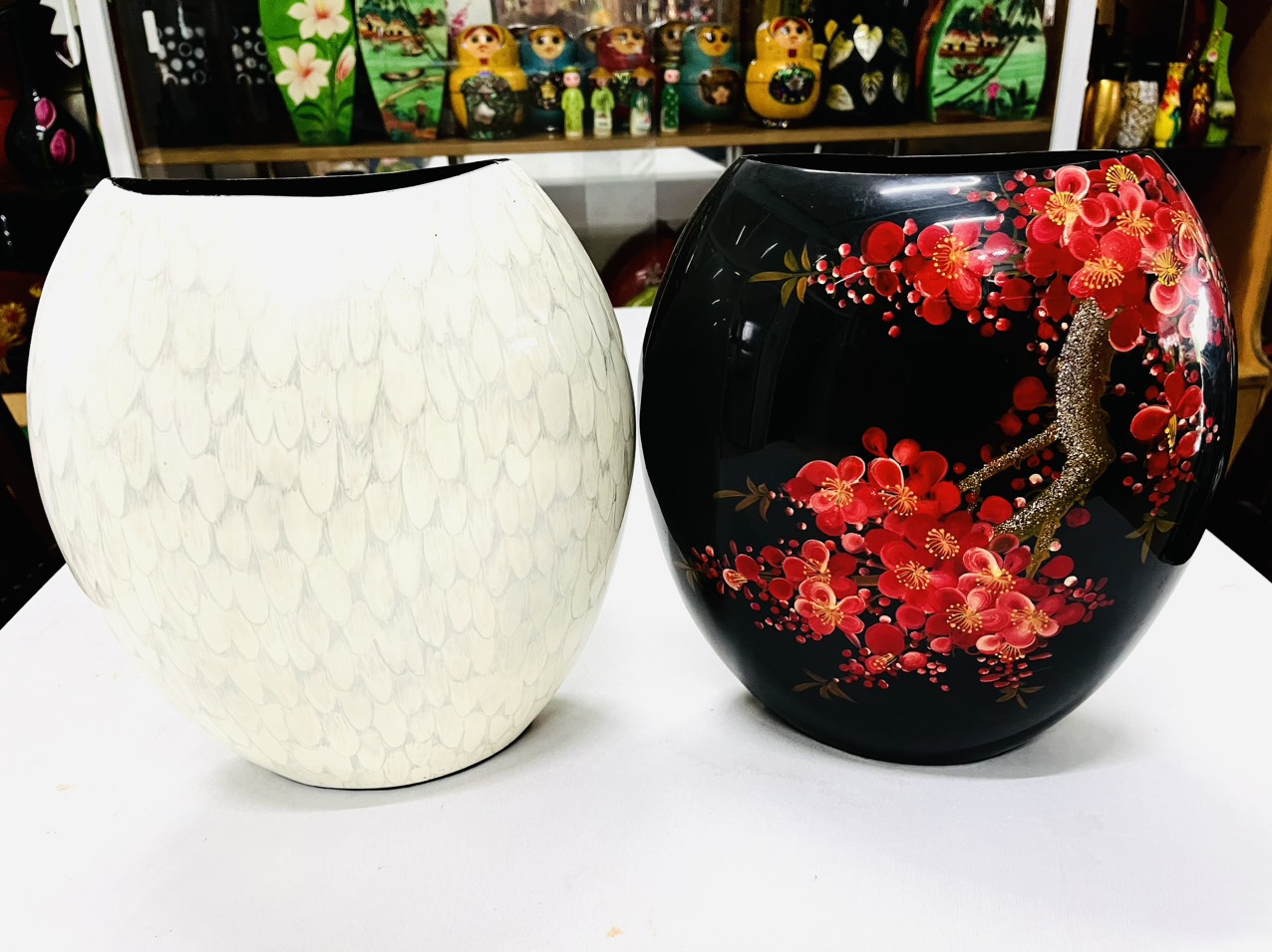 Bình Sơn Mài dẹp Cao Cấp Thanh Bình Lê size 30x25x12 thích hợp cắm hoa, trang trí, làm quà tặng,...