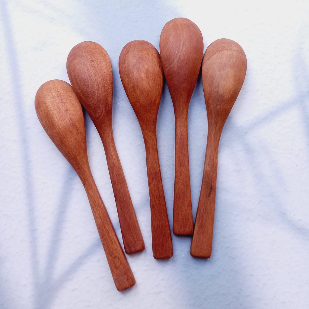 Thìa Nhỏ Gỗ Nhãn 13cm, Thìa Ăn Chè, Xúc Gia Vị An Toàn, Chụp Ảnh Trang Trí