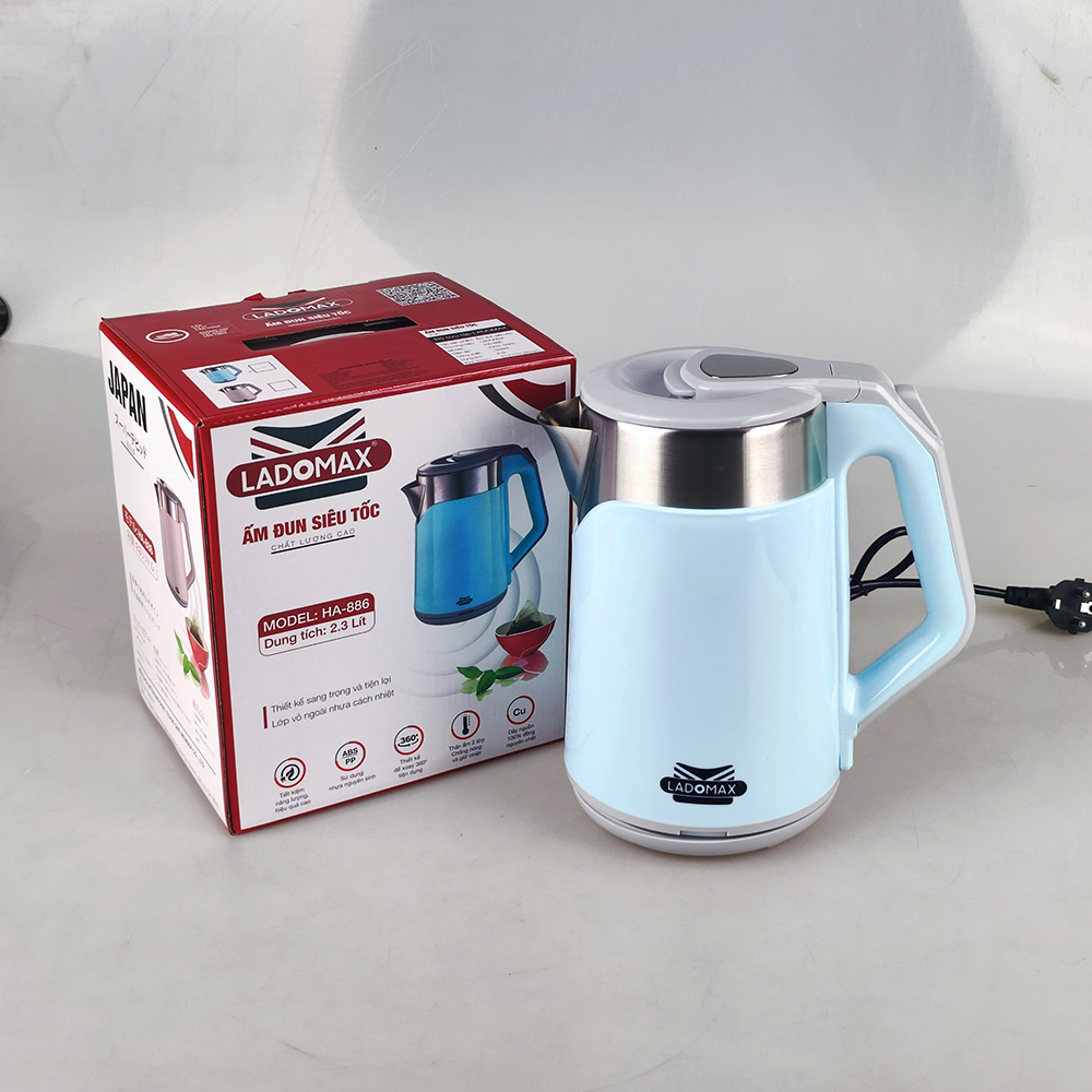 Ấm đun siêu tốc 2L Ladomax lòng ấm bằng inox 304 cách nhiệt 2 lớp công suất 1500W đun nước sôi nhanh màu xanh - Hàng Chính Hãng
