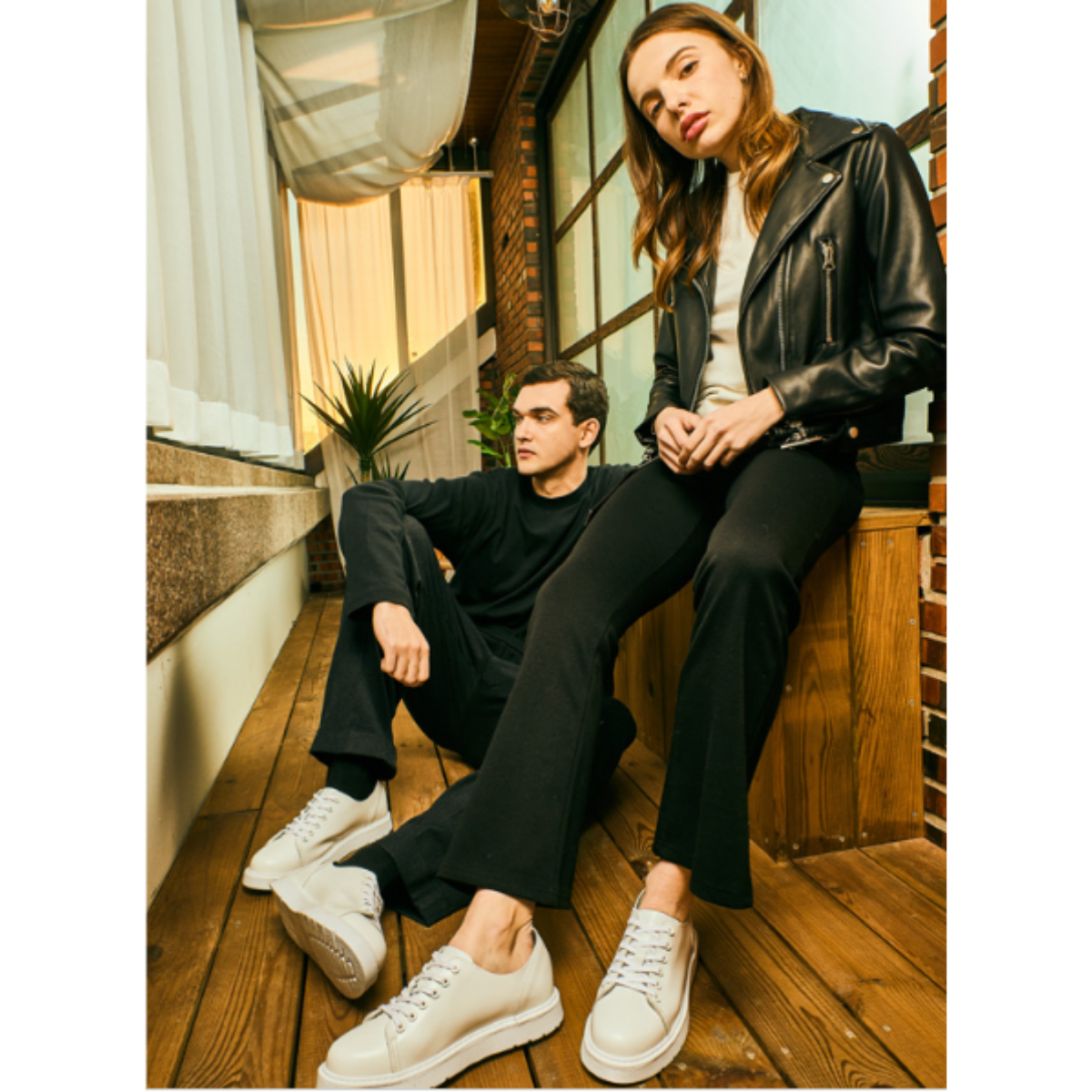 Giày Domba Gilmer Màu Trắng M-4705 - Phối Đồ Đa Dạng Unisex